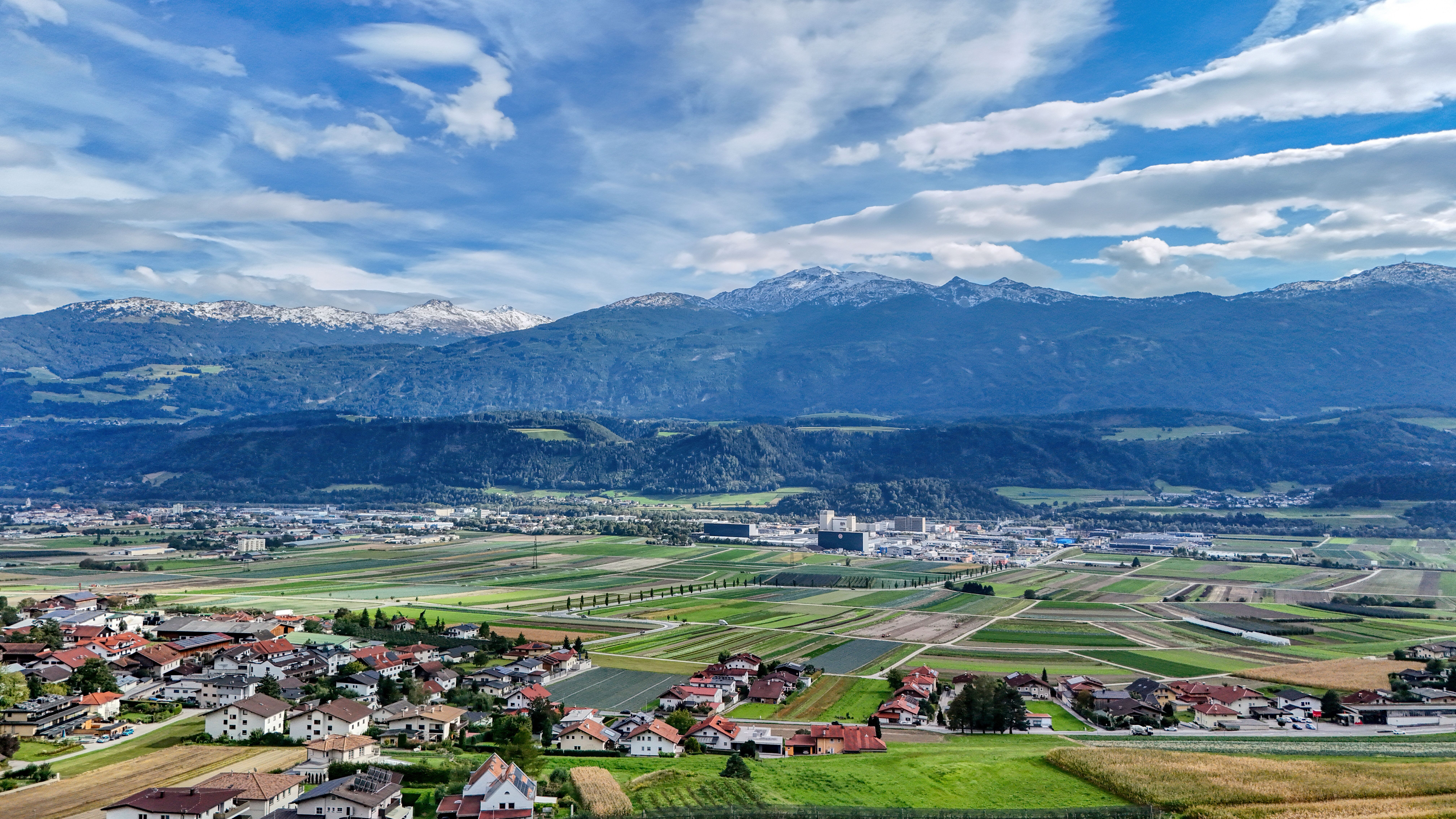 4-Zimmer Familientraum in unverbaubarer Aussichtslage /  / 6065 Thaur / Bild 1