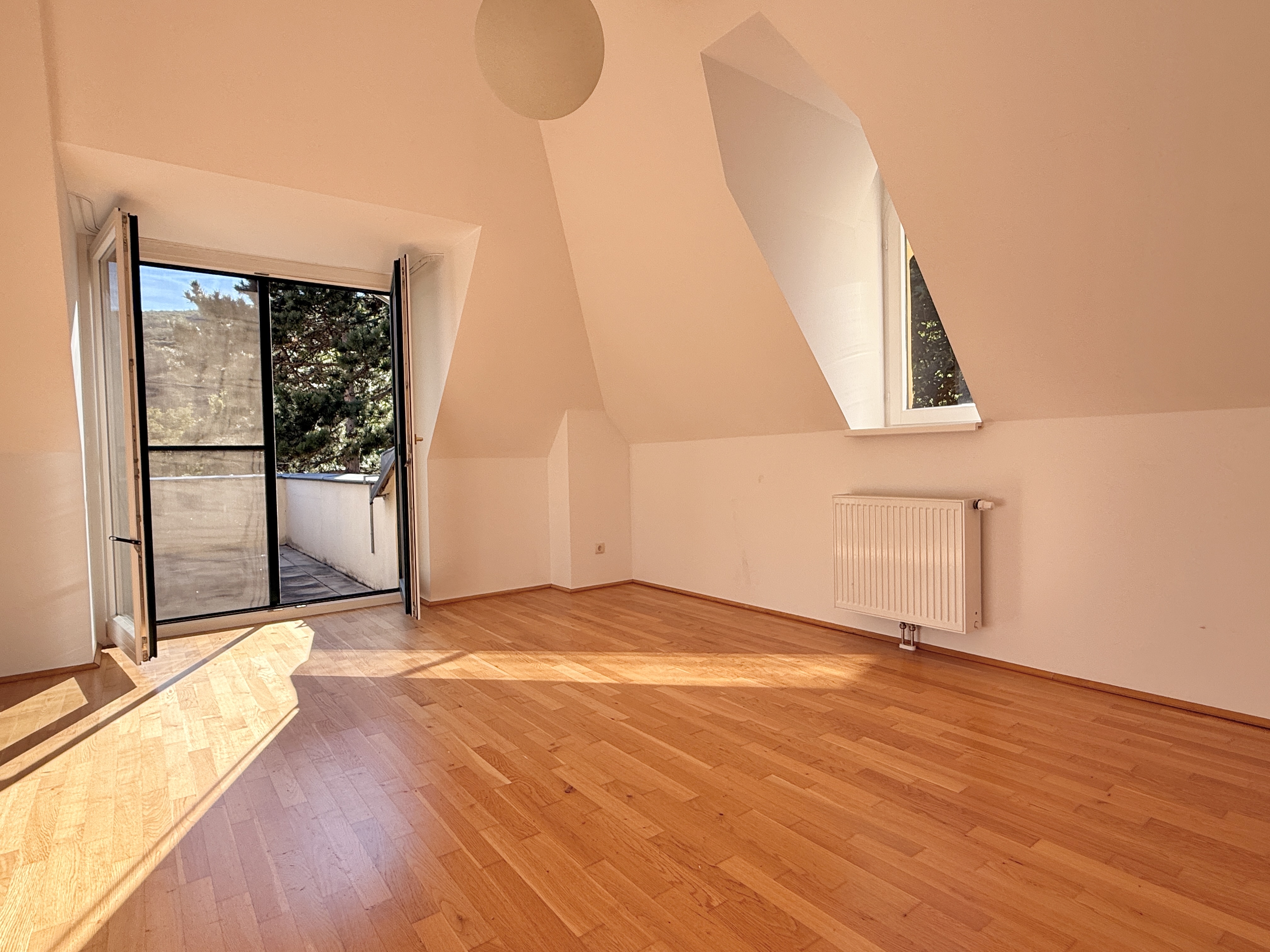 Sdwest-Dachterrasse inkl. Blick ins Grne I 3,20m Raumhhe I Stellpltze verfgbar I freier Mietzins /  / 2500 Baden / Bild 2