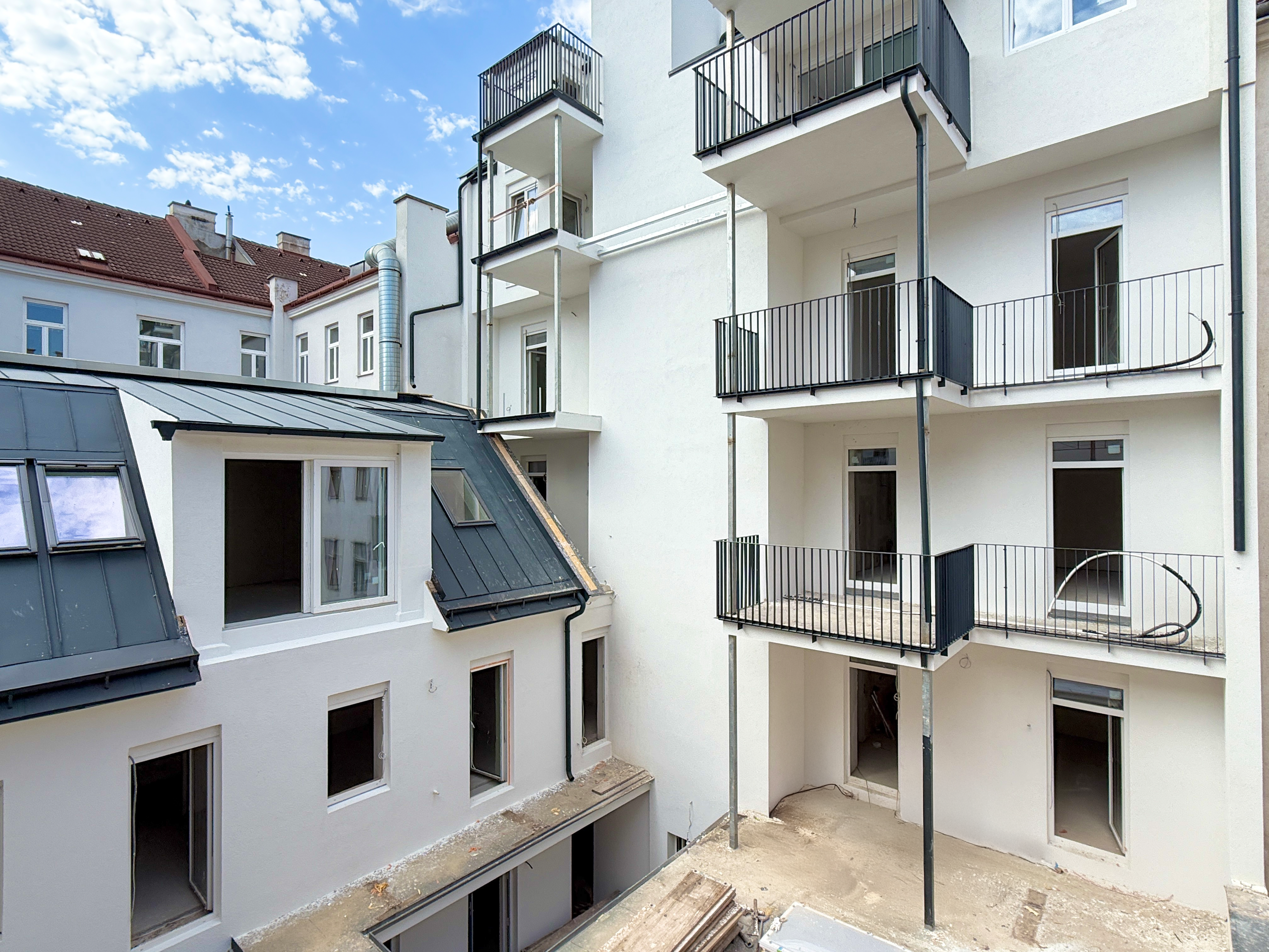 Exklusiver Erstbezug: Neubau & Altbau I Auenflchen I Moderne Ausstattung I Sonderwnsche in Absprache noch mglich I /  / 1160 Wien / Bild 1