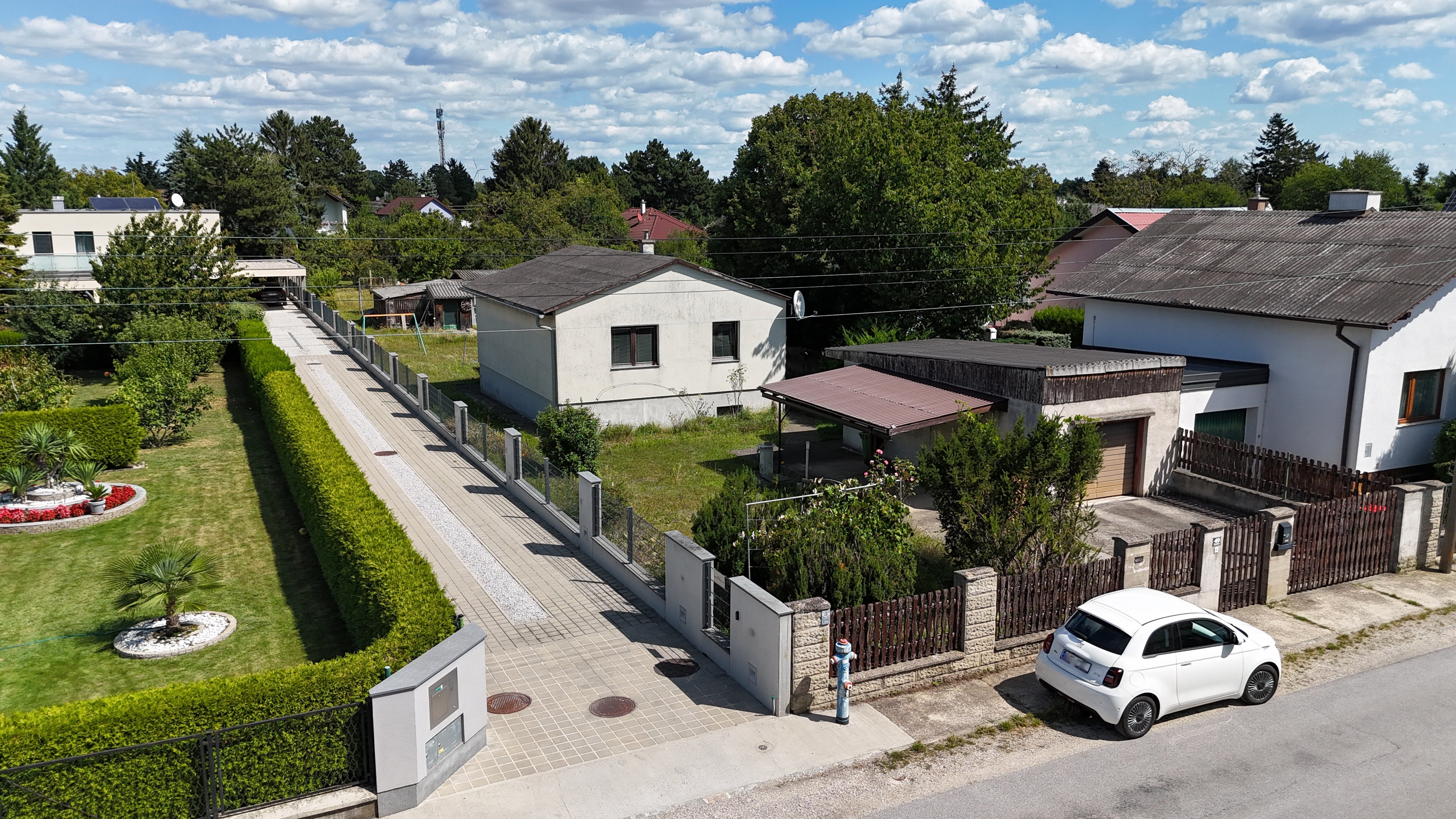  1156 m2 Grundstcksflche mit Altbestand I Nahe S-Bahn I Ruhige Lage I Nahversorger fulufig erreichbar /  / 2231 Strasshof an der Nordbahn / Bild 2