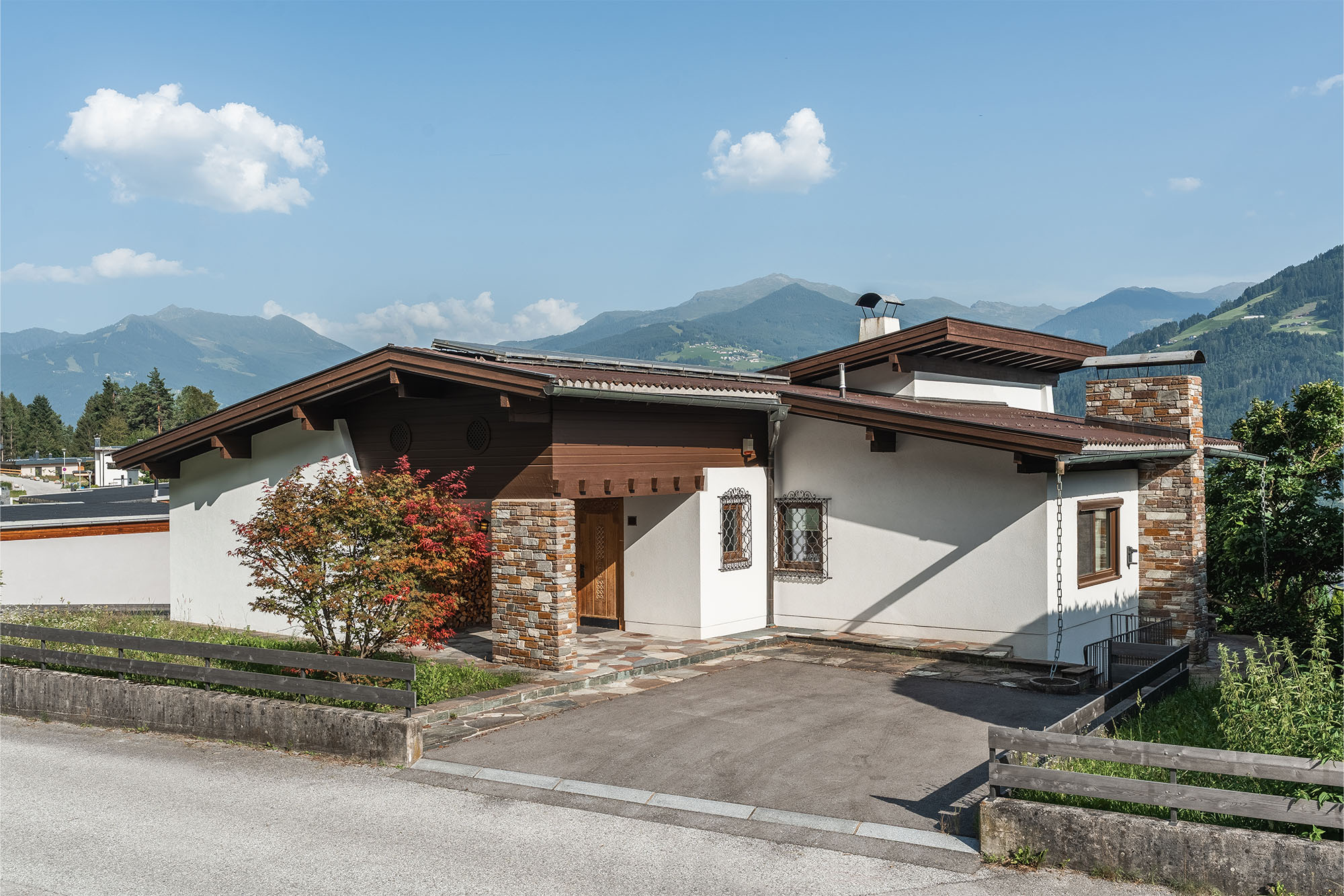 Lage, Lage, Lage! Perfekt gelegener Bungalow mit traumhaftem Ausblick! /  / 6122 Fritzens / Bild 1