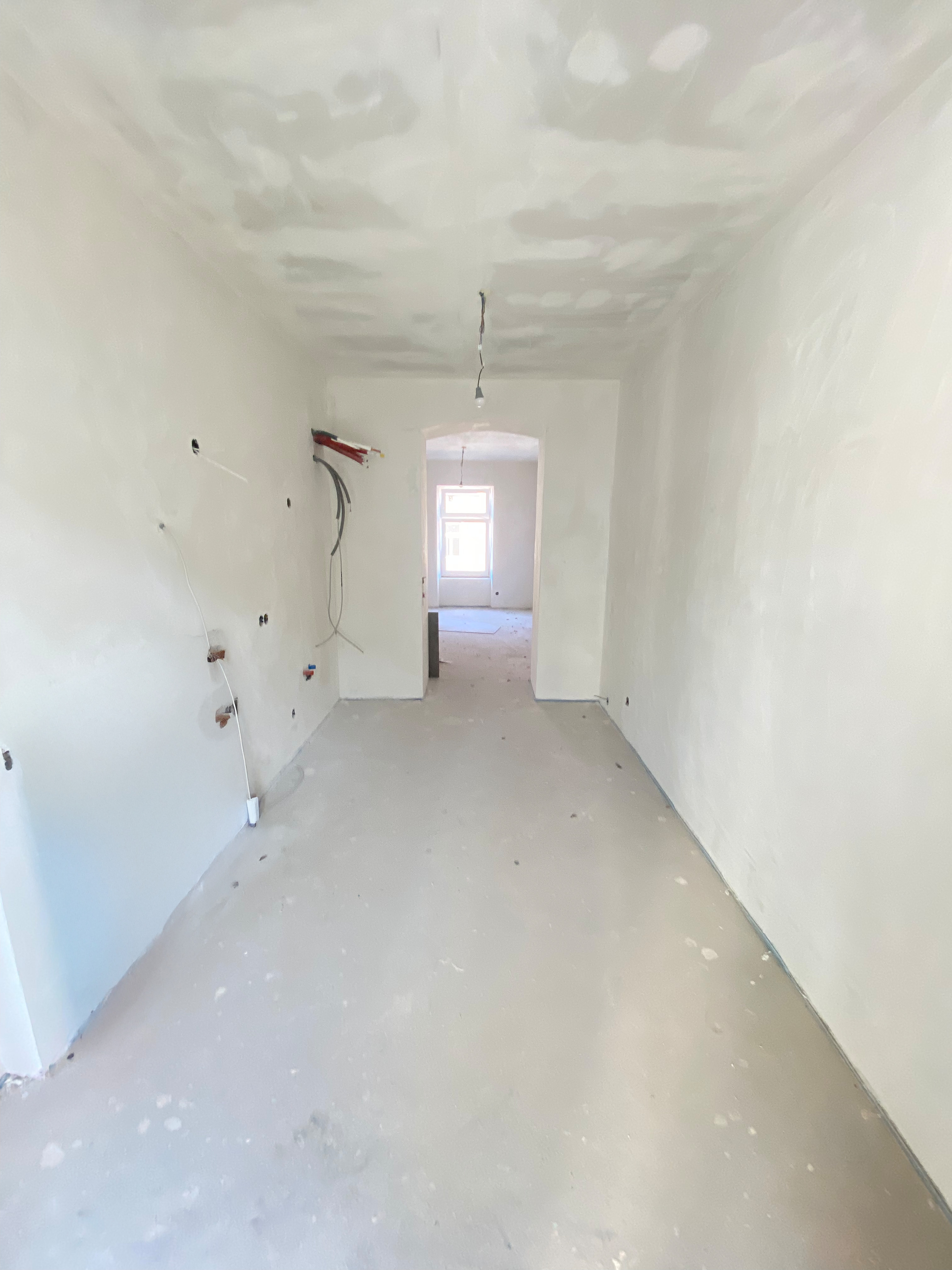 Erstbezug sanierter Altbau in Fertigstellung I ruhige hofseitige Loggia I Luftwrmepumpe I Fubodenheizung I Schlsselfertig /  / 1160 Wien / Bild 2