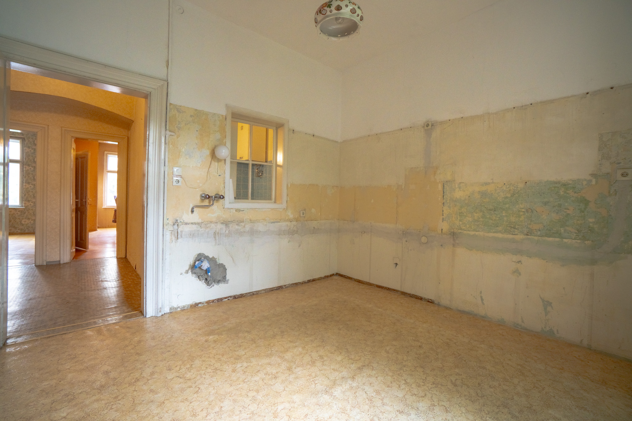 Sanierungsbedrftige 2-Zimmer-Wohnung in Saggen mit Entwicklungspotenzial /  / 6020 Innsbruck / Bild 1