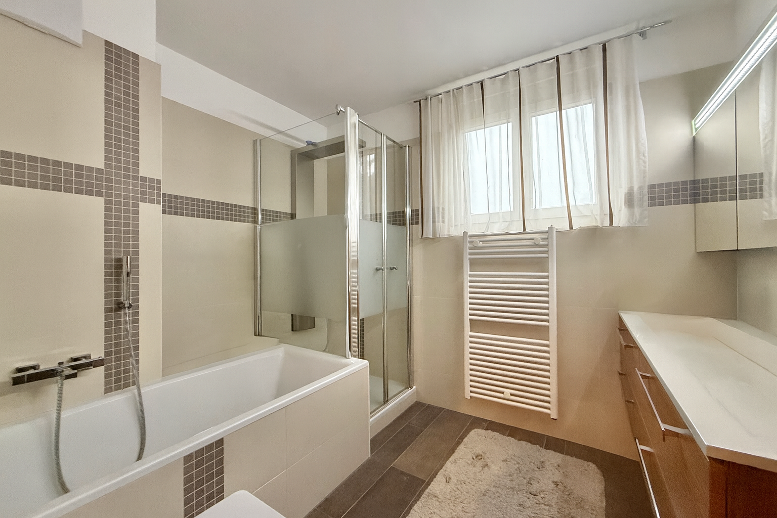 Familienidylle auf 4 Etagen in Essling I ca. 209m benutzbare Flche I Kamin I Naturnah & top Anbindung  /  / 1220 Wien / Bild 4