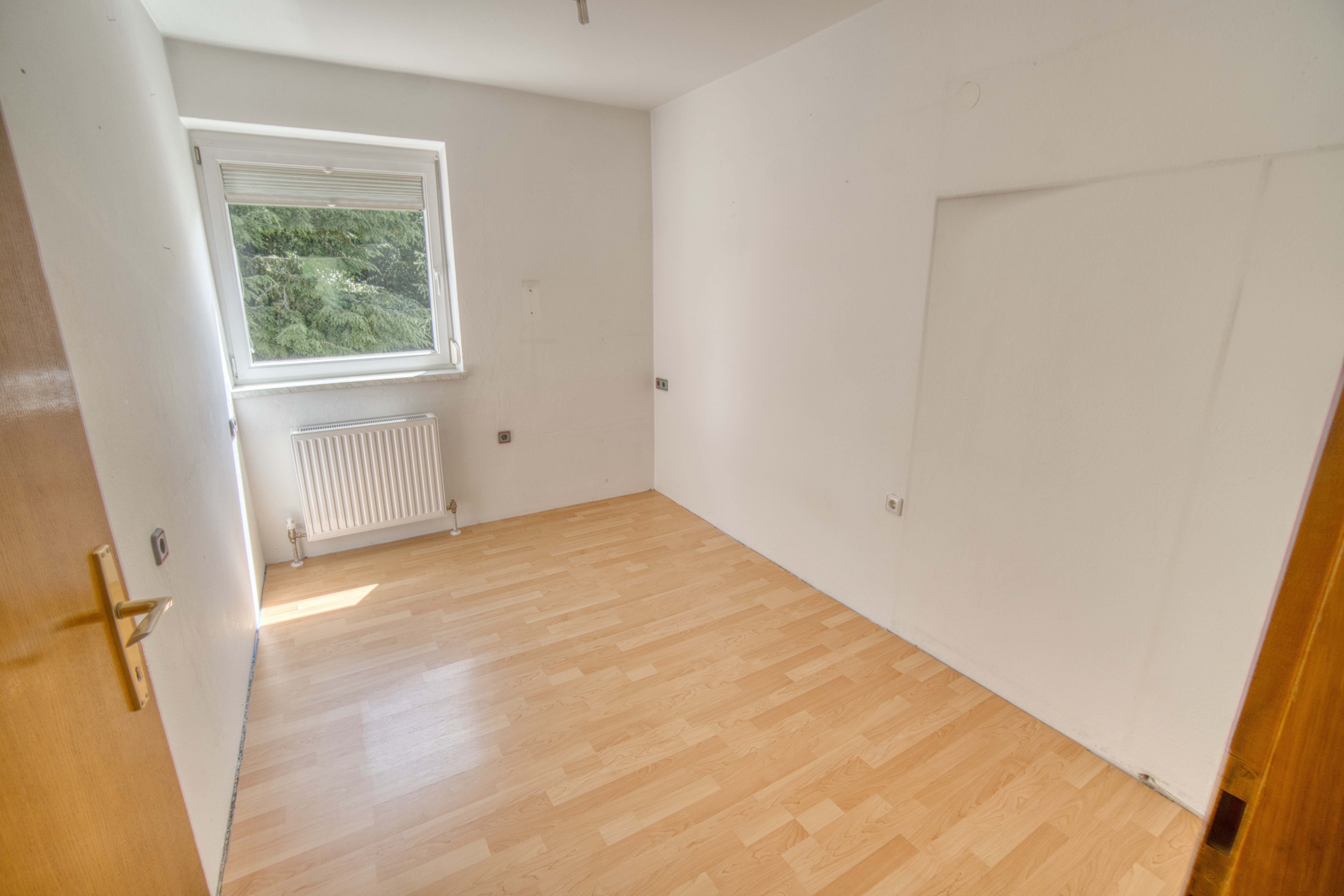 Neuer Preis - Ruhig gelegenes Haus mit zwei separaten Wohnungen /  / 6094 Axams / Bild 1