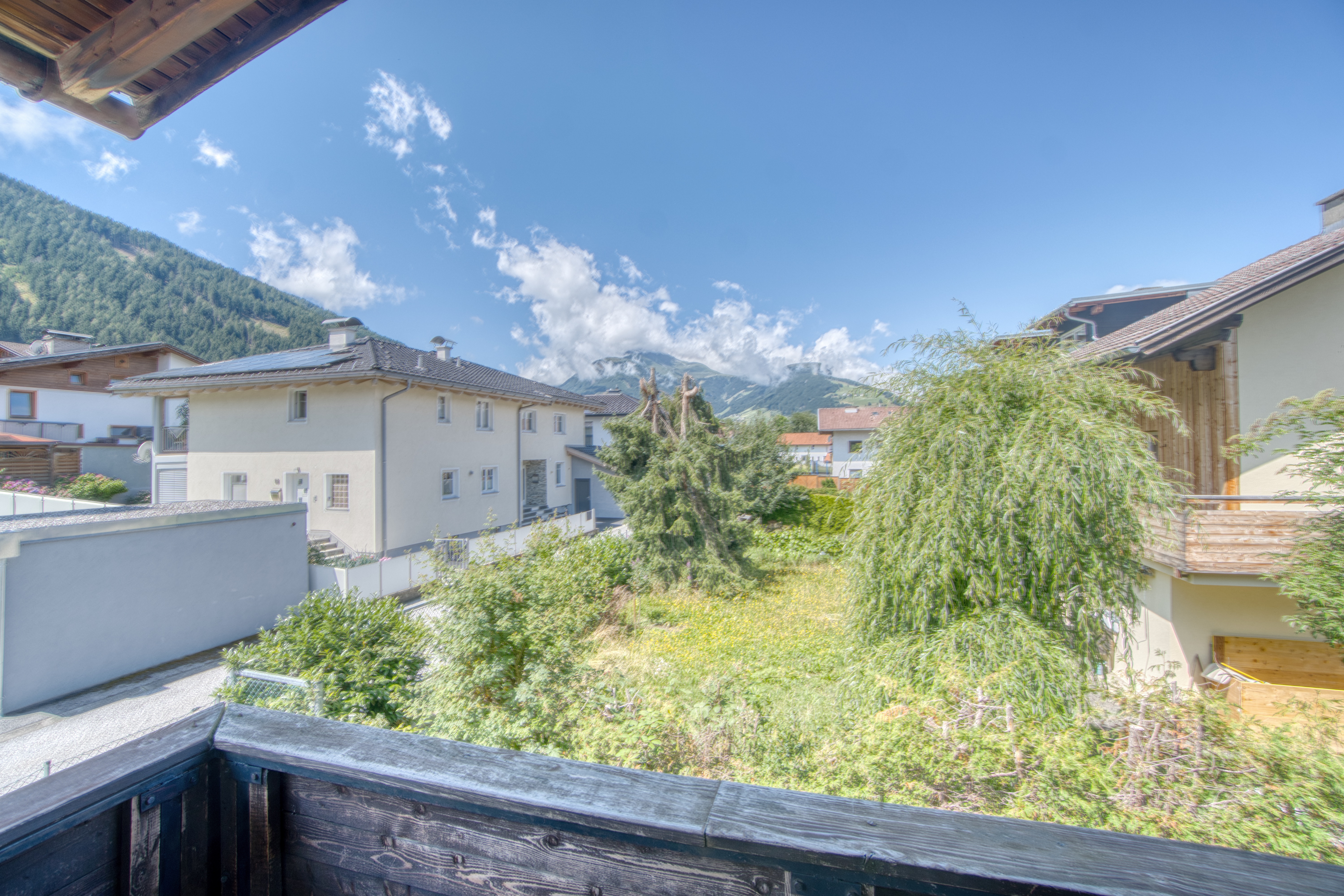 Neuer Preis - Ruhig gelegenes Haus mit zwei separaten Wohnungen /  / 6094 Axams / Bild 8